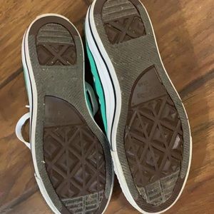 Converse, size 7.